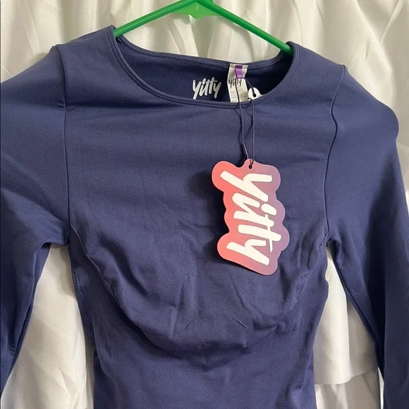 “Here We Indigo” YITTY Nearly Naked Shaping Longsleeve. Brand new with tags. - Picture 2 of 3